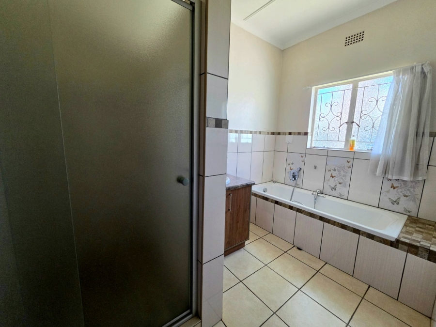 4 Bedroom Property for Sale in Oosterville Northern Cape